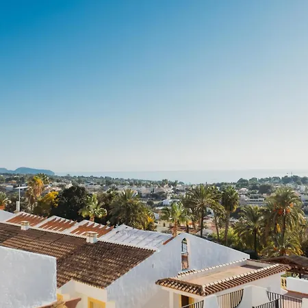 Casa Sunrise - Costa Blanca House With Rooftop, 5 Swimming Pools And Panoramic Sea- And Views At Penon De Ifach Apartment Calpe