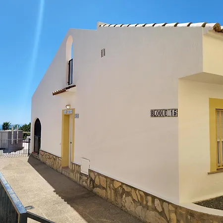 Casa Sunrise - Costa Blanca House With Rooftop, 5 Swimming Pools And Panoramic Sea- And Views At Penon De Ifach