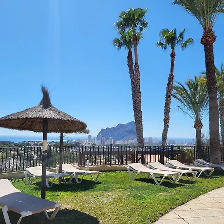 Casa Sunrise - Costa Blanca House With Rooftop, 5 Swimming Pools And Panoramic Sea- And Views At Penon De Ifach Apartment Calpe