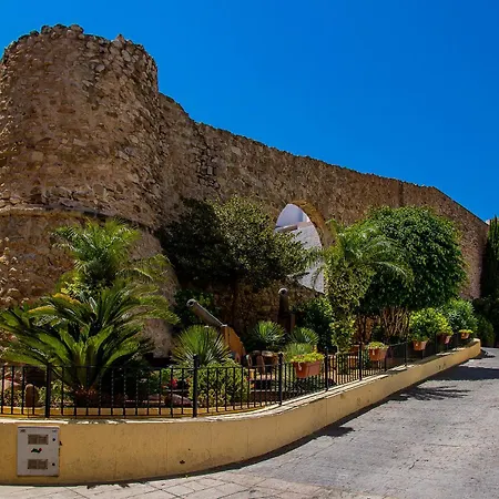 Casa Sunrise - Costa Blanca House With Rooftop, 5 Swimming Pools And Panoramic Sea- And Views At Penon De Ifach Apartment Calpe