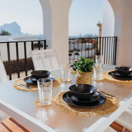 Casa Sunrise - Costa Blanca House With Rooftop, 5 Swimming Pools And Panoramic Sea- And Views At Penon De Ifach