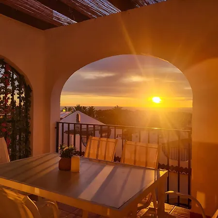 Apartment Casa Sunrise - Costa Blanca House With Rooftop, 5 Swimming Pools And Panoramic Sea- And Views At Penon De Ifach *