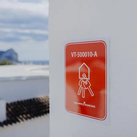 Casa Sunrise - Costa Blanca House With Rooftop, 5 Swimming Pools And Panoramic Sea- And Views At Penon De Ifach Apartment Calpe